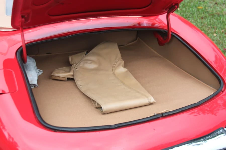 1974 Jaguar E-Type Series 3 V12 - Image 6 of 9