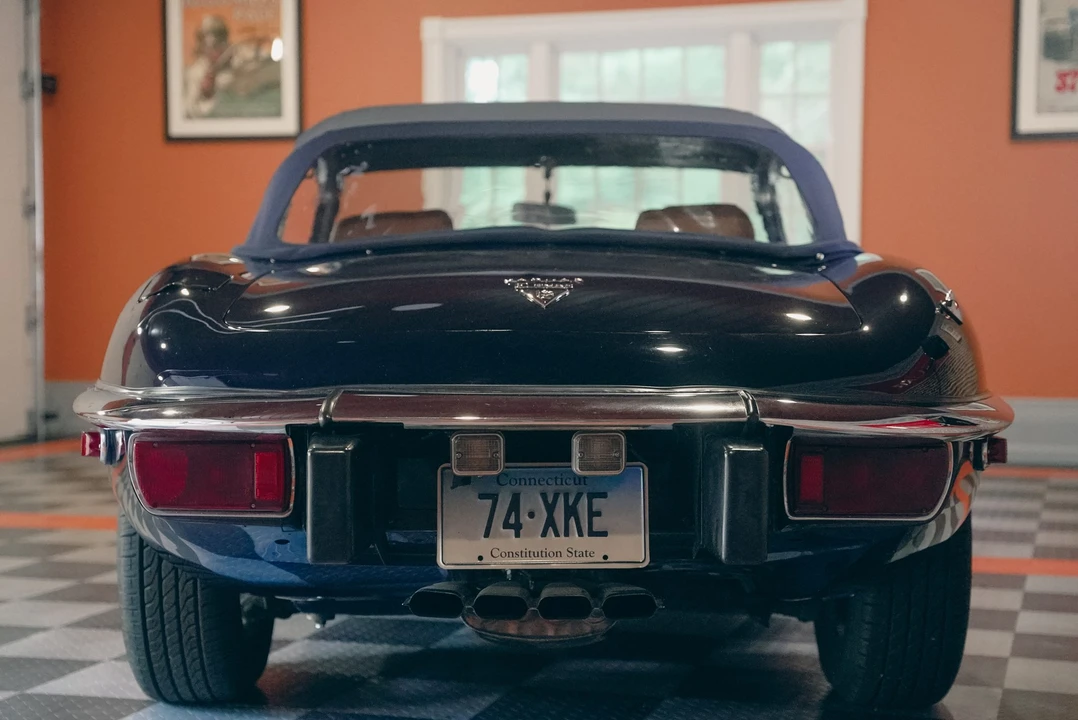 1974 Jaguar E-Type Series 3 V12 - Image 13 of 31