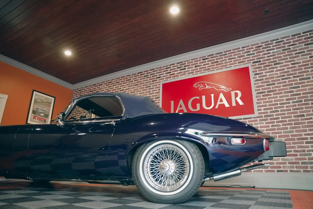 1974 Jaguar E-Type Series 3 V12 - Image 12 of 31