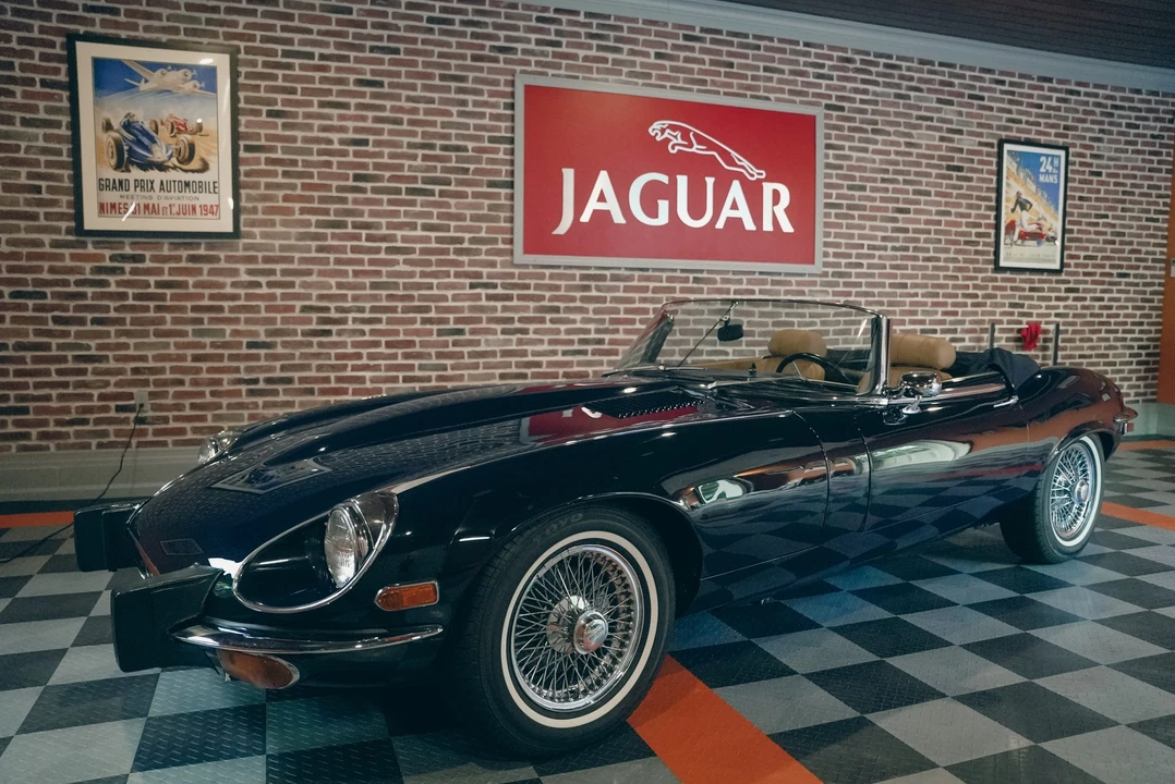 1974 Jaguar E-Type Series 3 V12 - Image 7 of 31