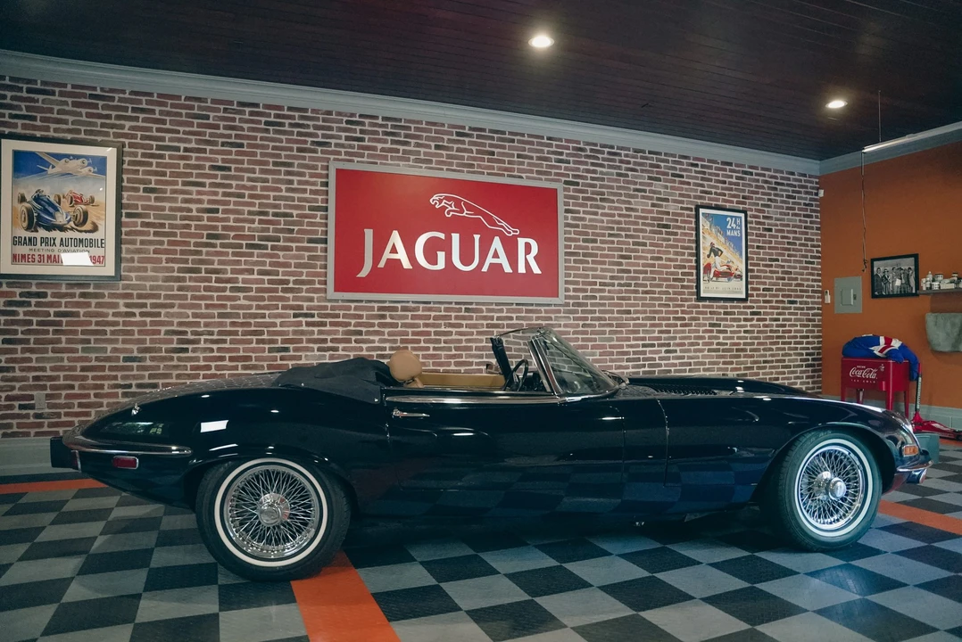 1974 Jaguar E-Type Series 3 V12 - Image 16 of 31