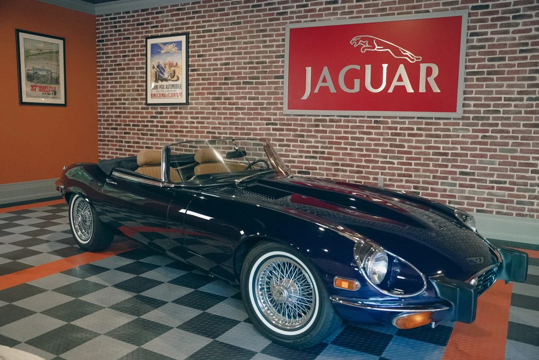 1974 Jaguar E-Type Series 3 V12 - Image 18 of 31