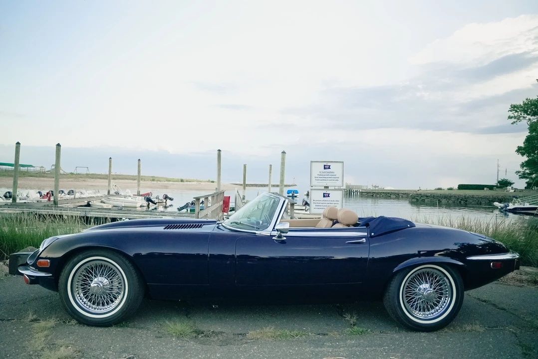 1974 Jaguar E-Type Series 3 V12 - Image 4 of 31