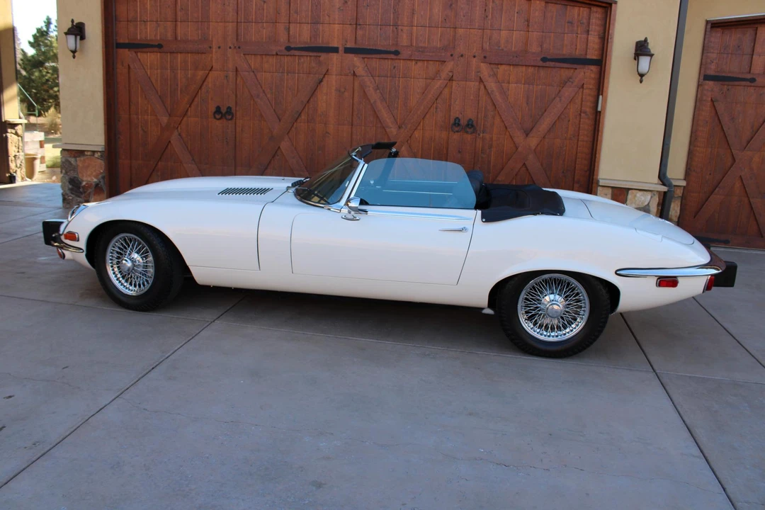 1974 Jaguar E-Type Series 3 V12 - Image 10 of 31