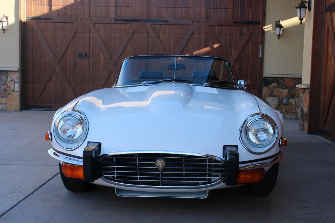 1974 Jaguar E-Type Series 3 V12 - Image 4 of 31