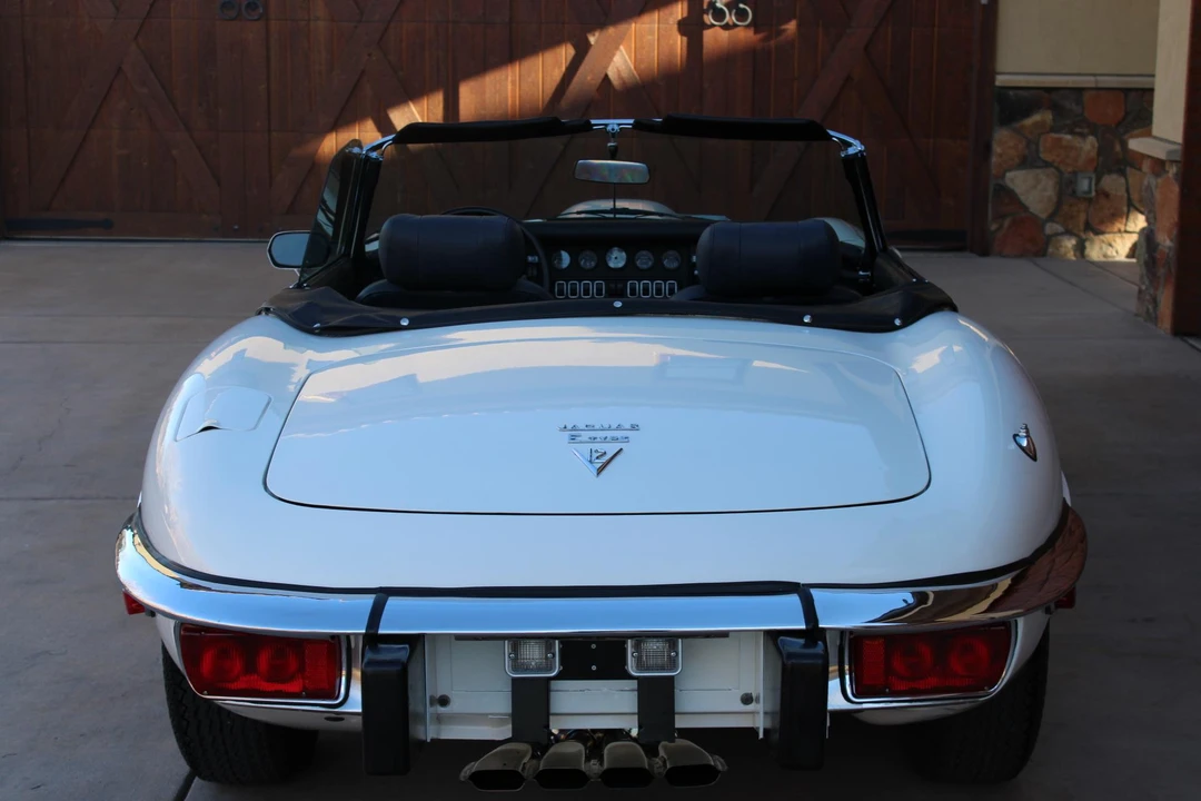 1974 Jaguar E-Type Series 3 V12 - Image 27 of 31