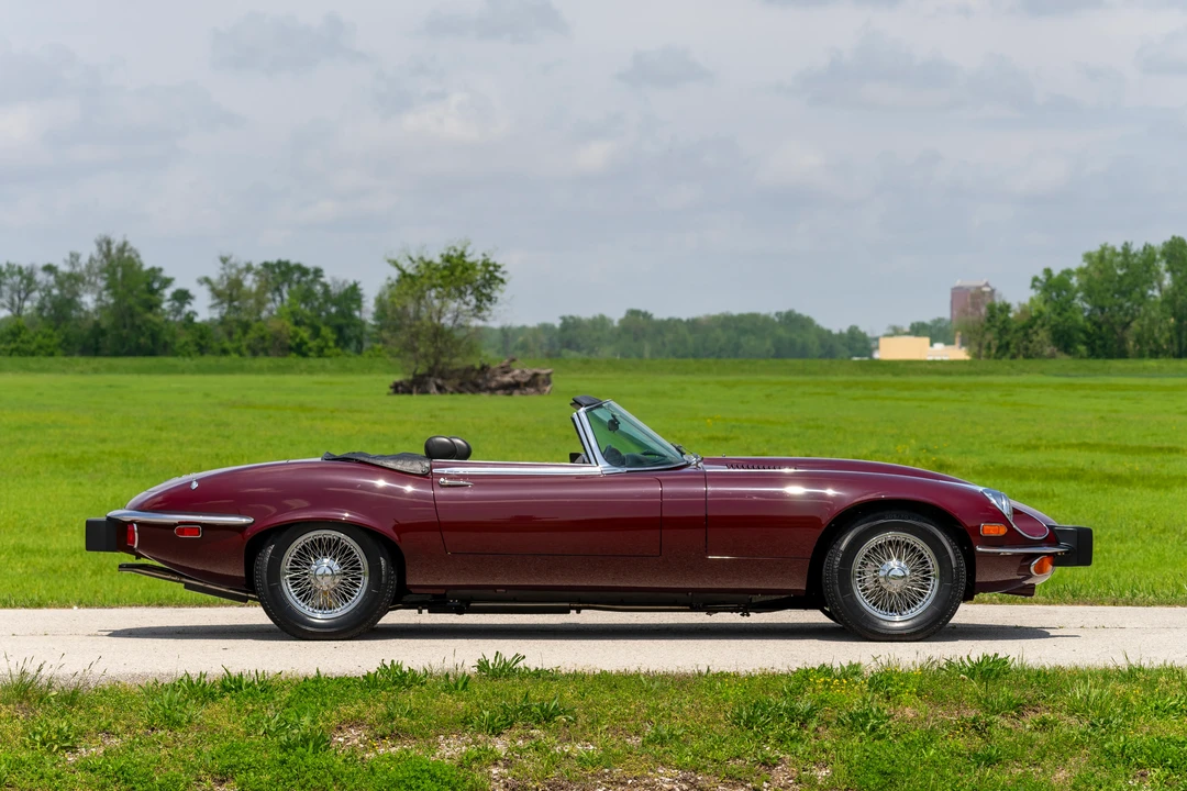1974 Jaguar E-Type Series 3 V12 - Image 3 of 31