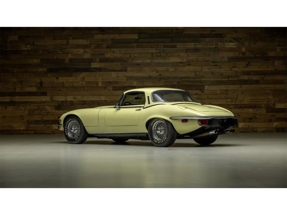 1974 Jaguar E-Type Series 3 V12 - Image 3 of 4