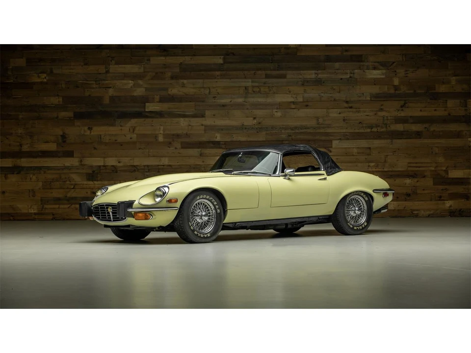 1974 Jaguar E-Type Series 3 V12 - Image 4 of 4