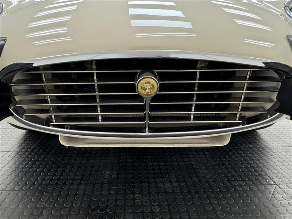 1974 Jaguar E-Type Series 3 V12 - Image 12 of 31