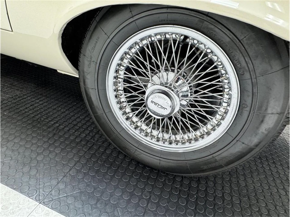 1974 Jaguar E-Type Series 3 V12 - Image 23 of 31