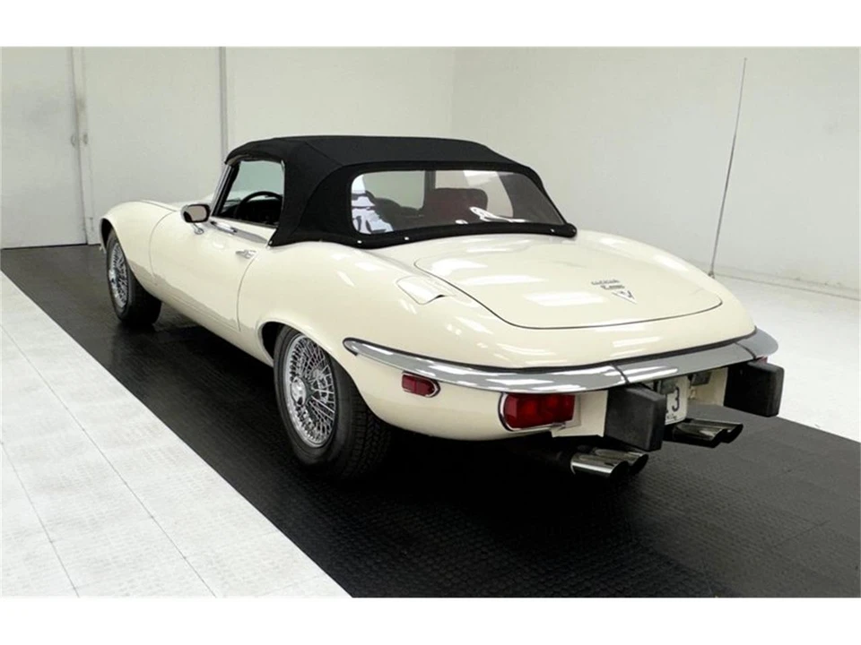 1974 Jaguar E-Type Series 3 V12 - Image 5 of 31
