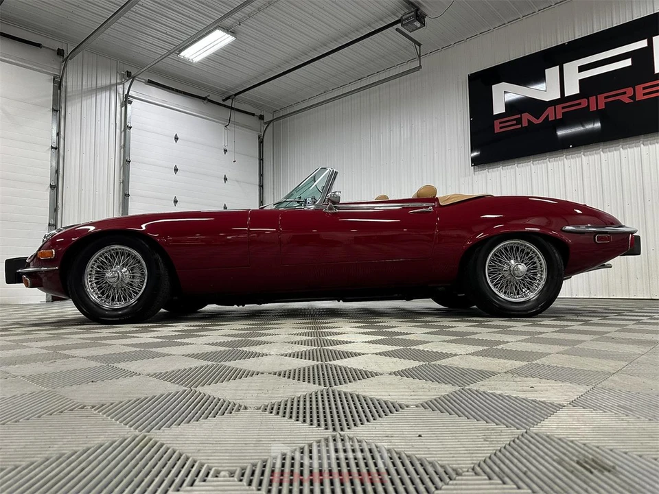 1974 Jaguar E-Type Series 3 V12 - Image 12 of 31