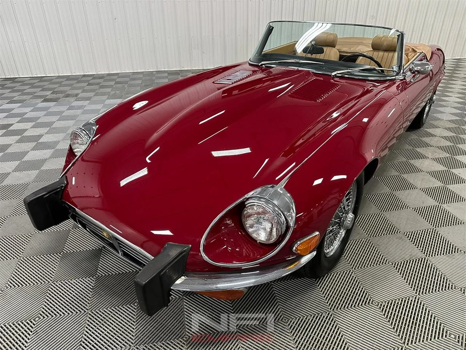 1974 Jaguar E-Type Series 3 V12 - Image 4 of 31