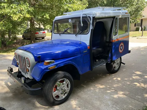 1974 Jeep DJ-5
