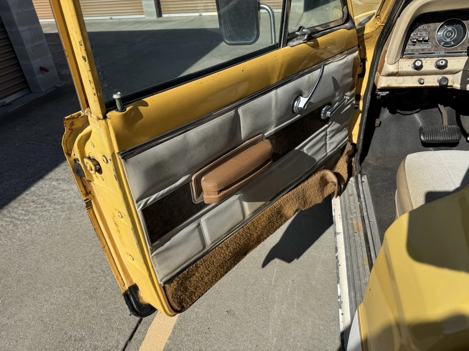 1974 Jeep SJ Gladiator - Image 13 of 20