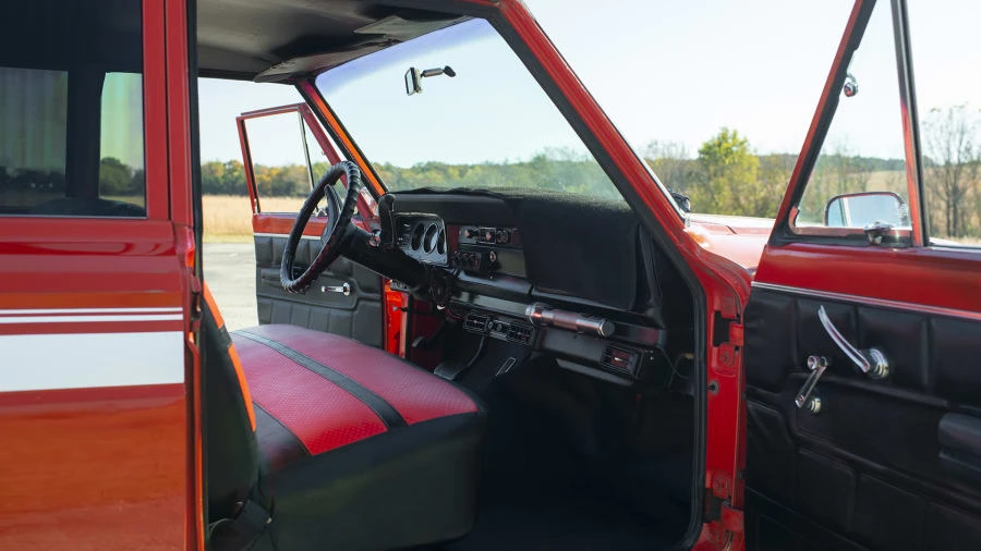 1974 Jeep SJ Wagoneer - Image 5 of 12