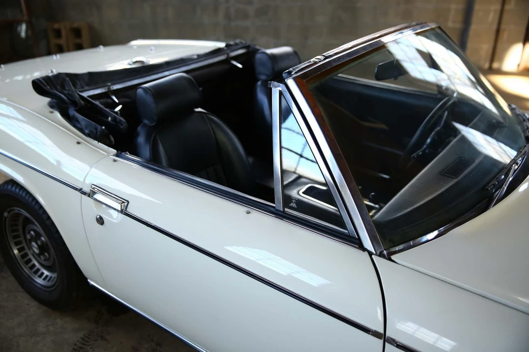 1974 Jensen Jensen-Healey - Image 18 of 31