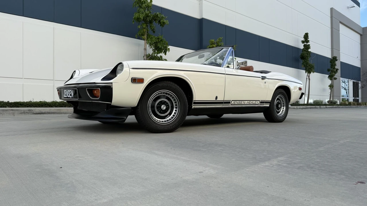 1974 Jensen Jensen-Healey - Image 3 of 31