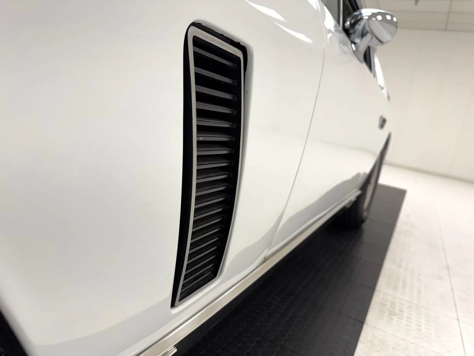 1974 Jensen Interceptor - Image 12 of 21