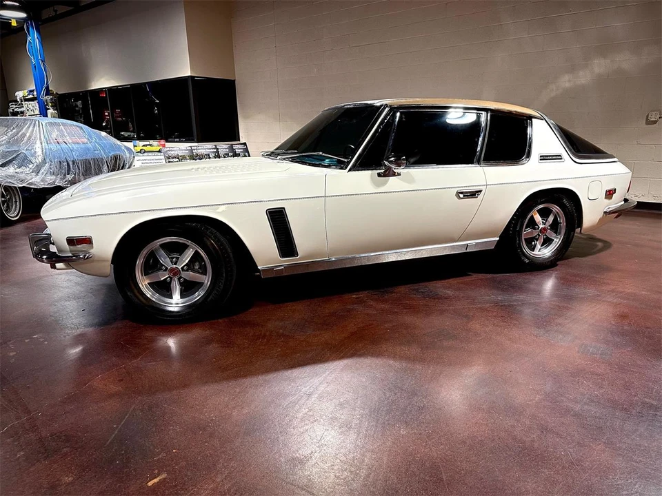 1974 Jensen Interceptor - Image 5 of 31