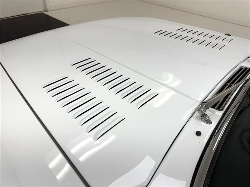 1974 Jensen Interceptor - Image 13 of 31