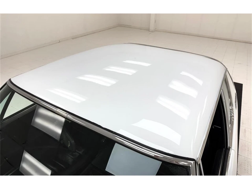 1974 Jensen Interceptor - Image 15 of 31