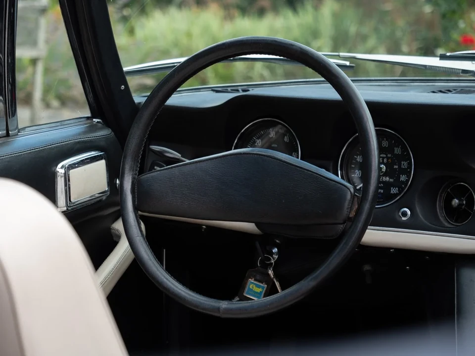 1974 Jensen Interceptor - Image 4 of 30