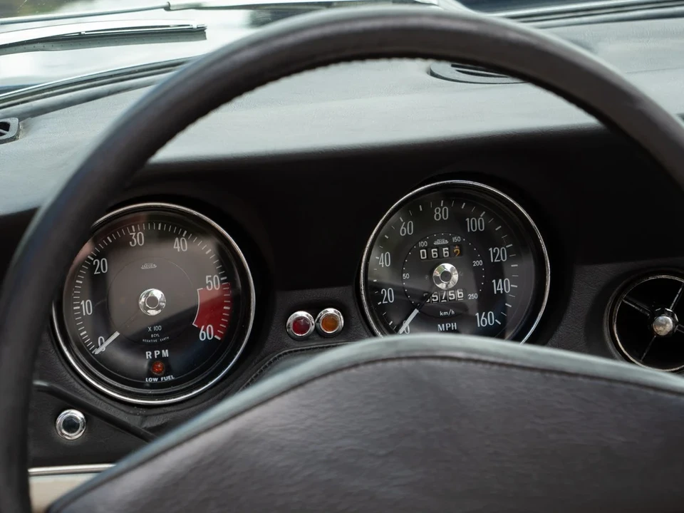 1974 Jensen Interceptor - Image 8 of 30