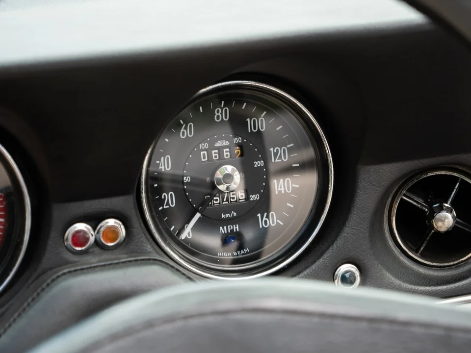 1974 Jensen Interceptor - Image 28 of 30