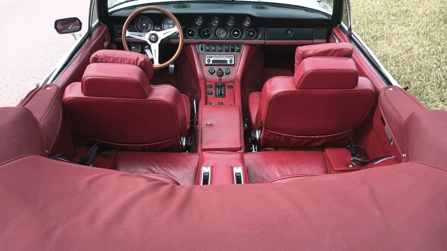 1974 Jensen Interceptor - Image 19 of 23