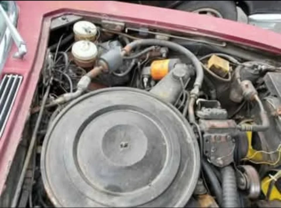 1974 Jensen Interceptor - Image 7 of 10