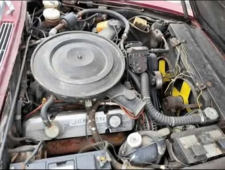1974 Jensen Interceptor - Image 6 of 10