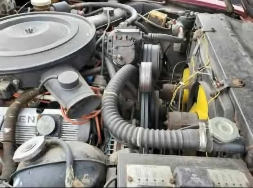 1974 Jensen Interceptor - Image 8 of 10