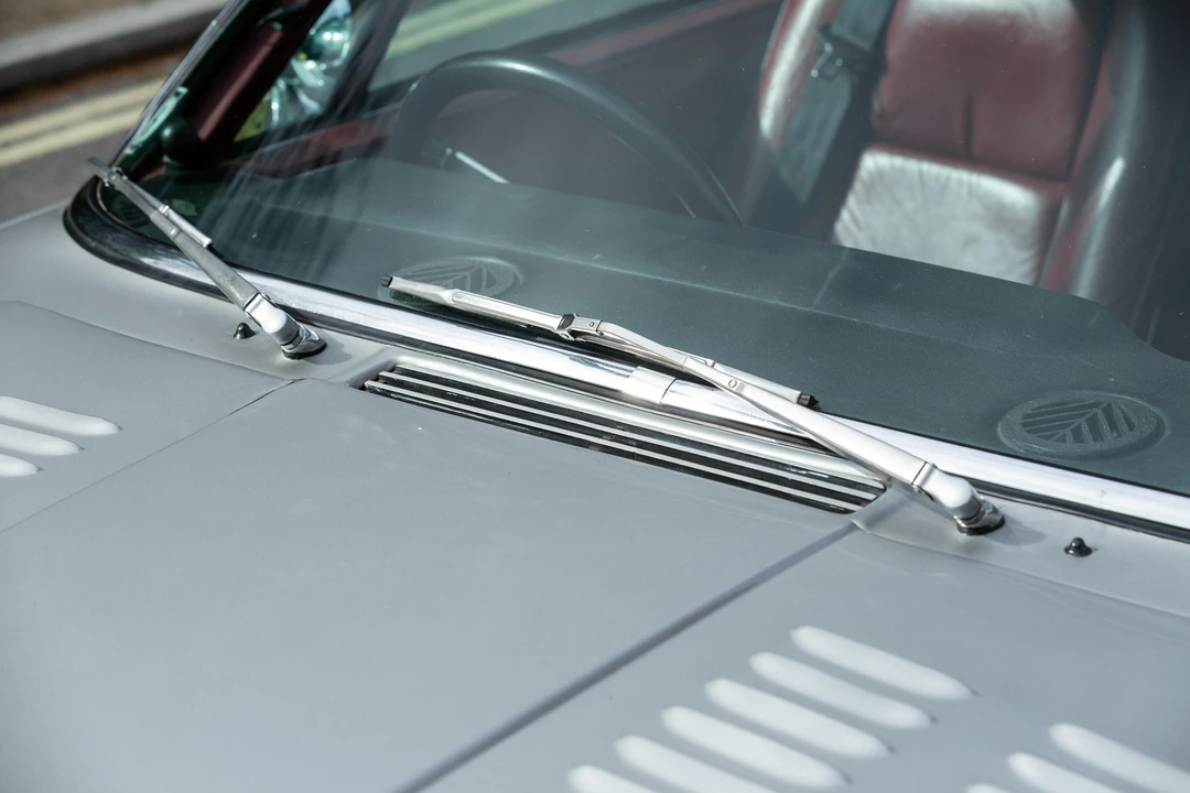 1974 Jensen Interceptor - Image 13 of 31