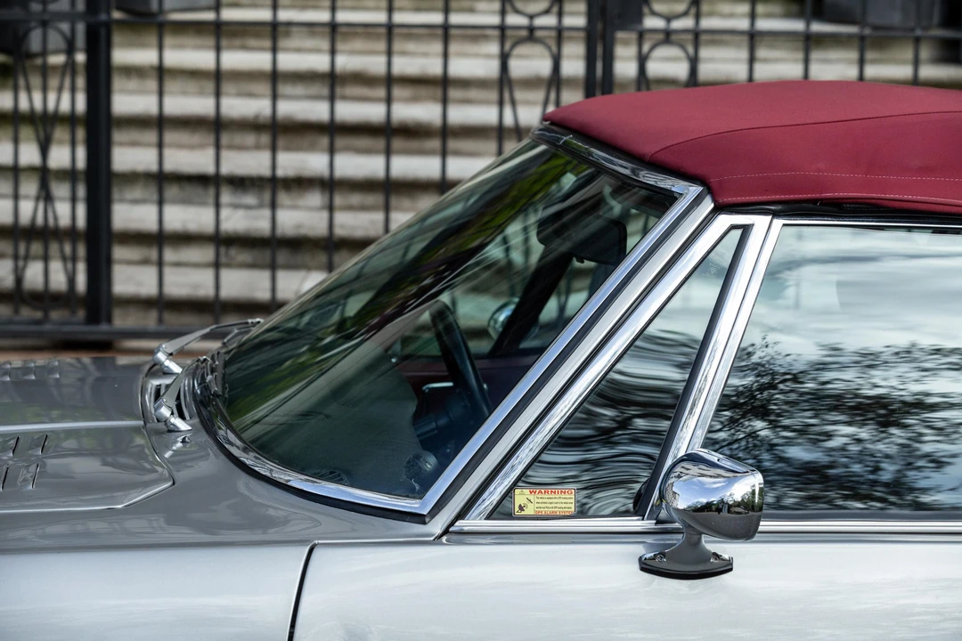 1974 Jensen Interceptor - Image 27 of 31