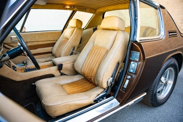 1974 Jensen Interceptor - Image 4 of 7