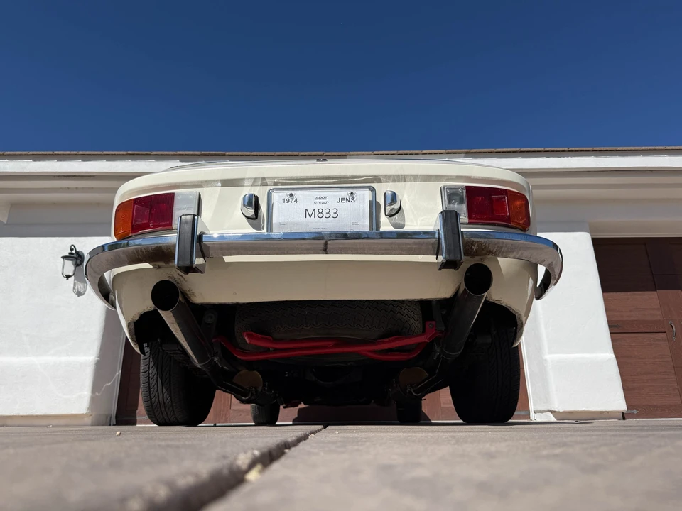 1974 Jensen Interceptor - Image 18 of 31