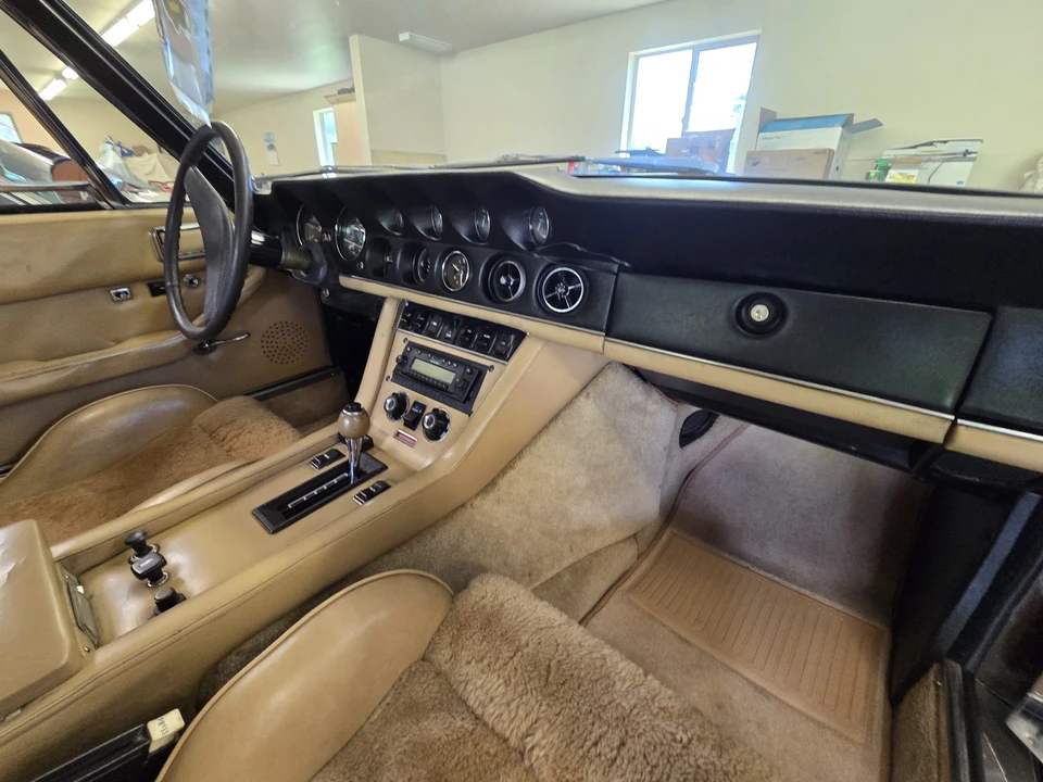 1974 Jensen Interceptor - Image 25 of 31