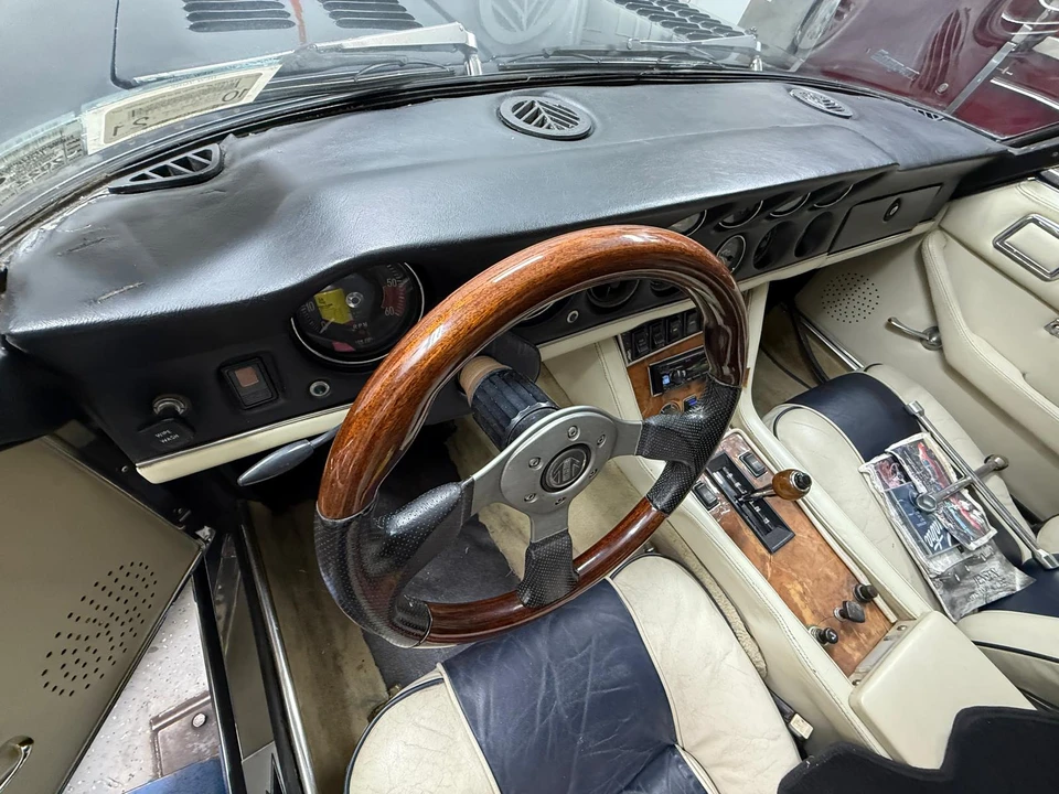 1974 Jensen Interceptor - Image 28 of 31