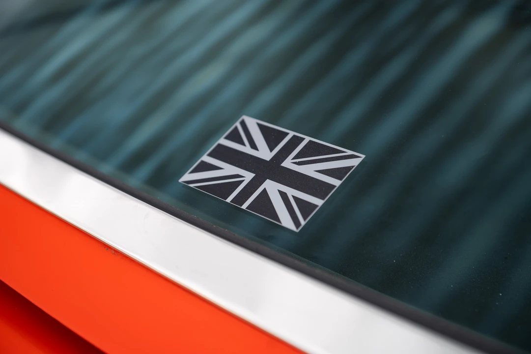 1974 Jensen Interceptor - Image 29 of 31