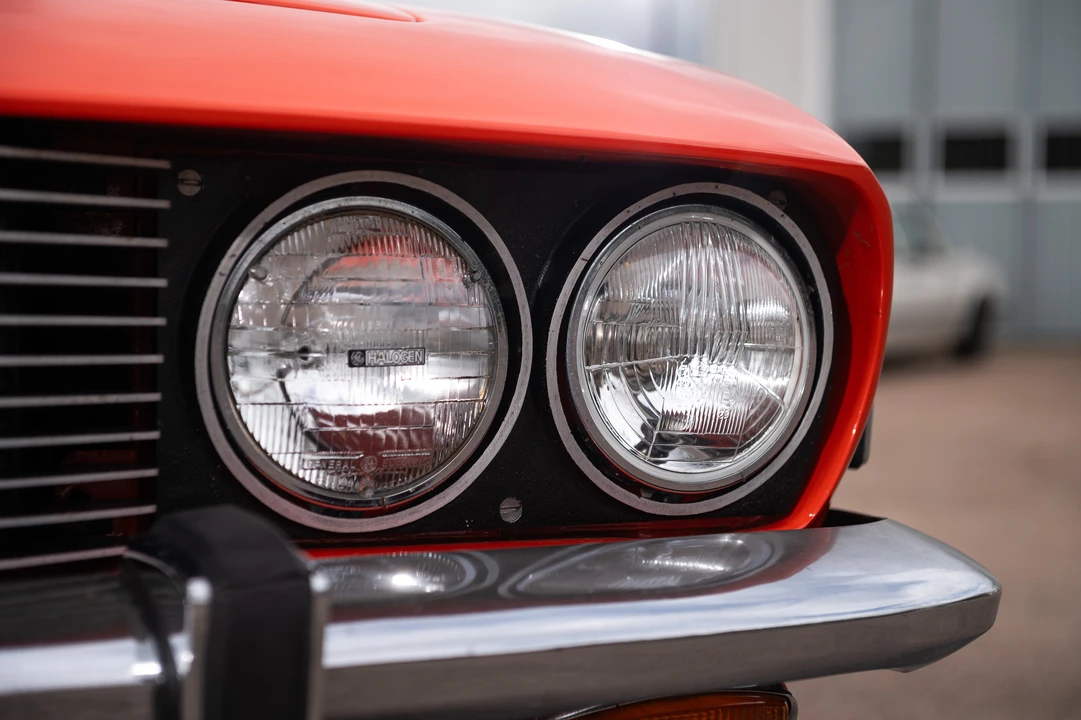 1974 Jensen Interceptor - Image 17 of 31