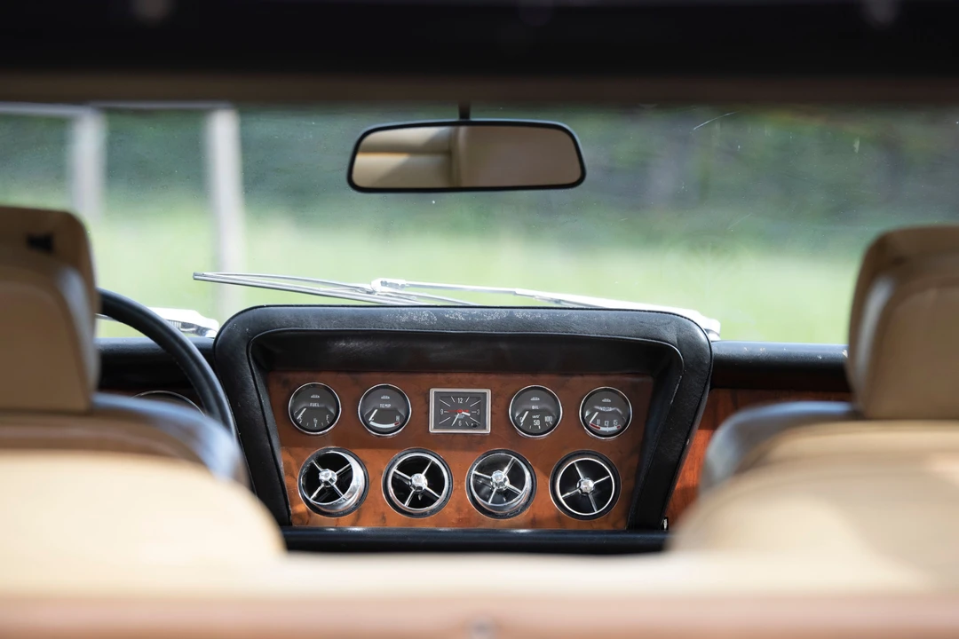 1974 Jensen Interceptor - Image 11 of 24