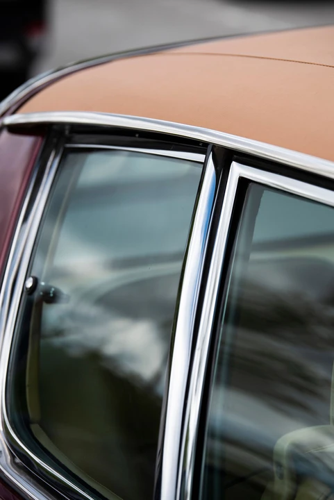 1974 Jensen Interceptor - Image 13 of 24
