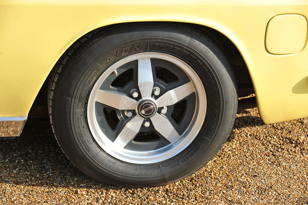 1974 Jensen Interceptor - Image 3 of 8