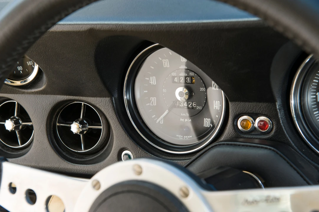 1974 Jensen Interceptor - Image 8 of 15