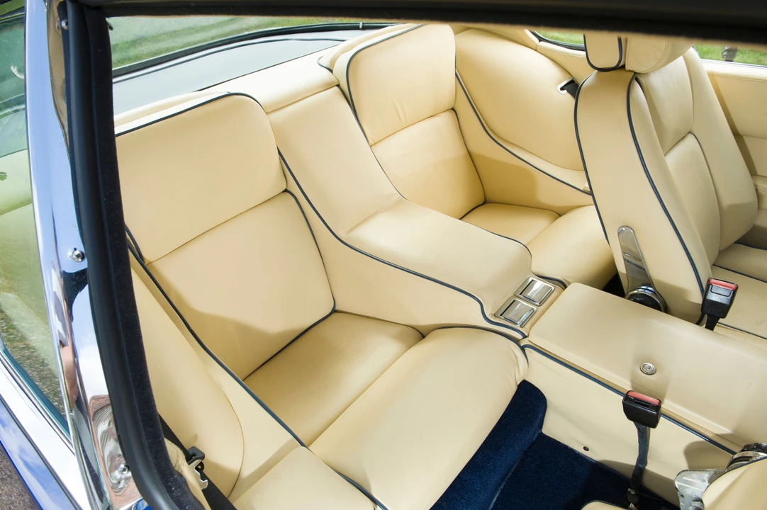 1974 Jensen Interceptor - Image 11 of 15