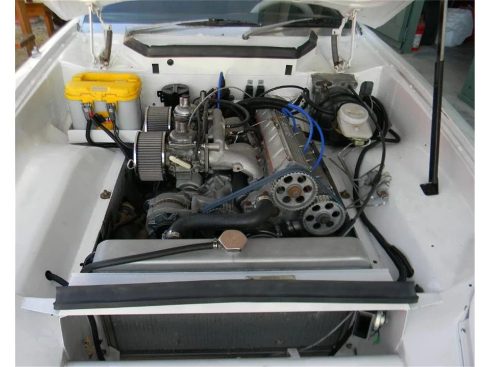 1974 Jensen Interceptor - Image 3 of 6