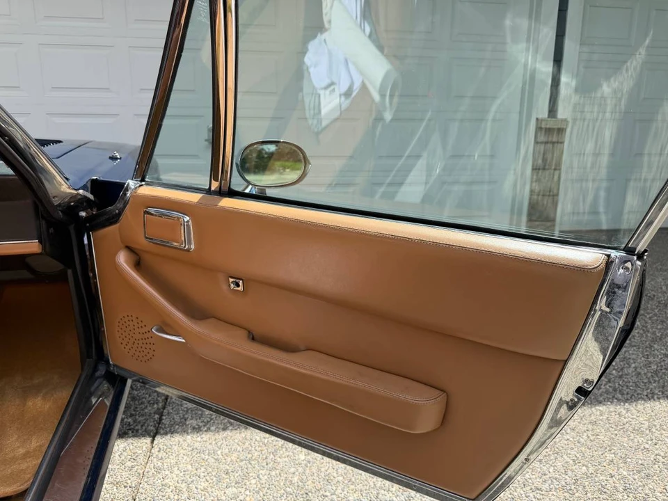 1974 Jensen Interceptor - Image 18 of 24