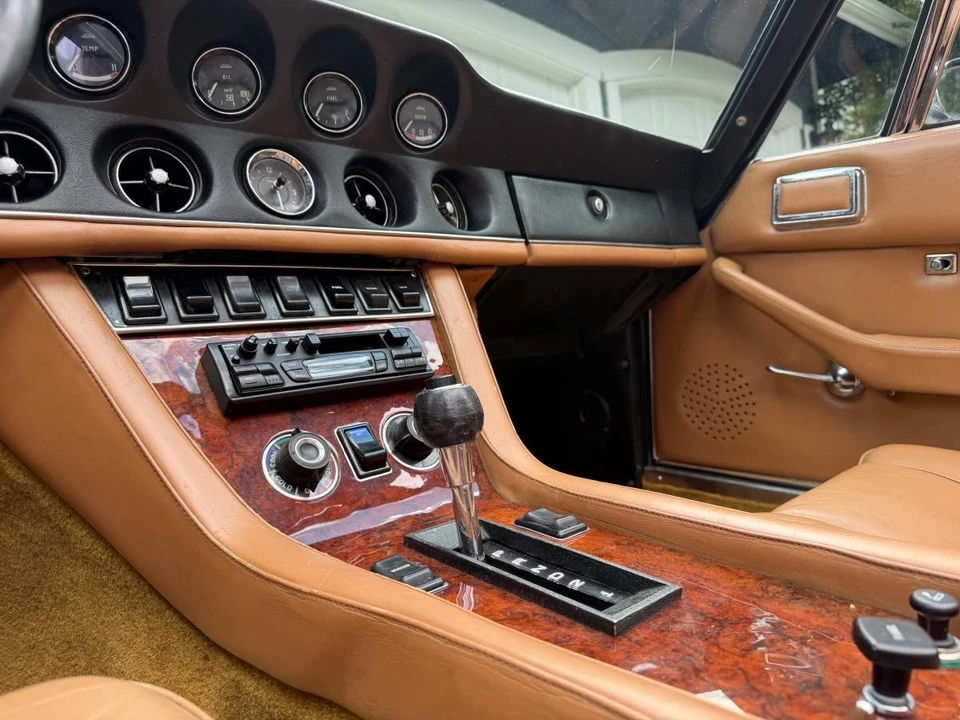 1974 Jensen Interceptor - Image 15 of 24